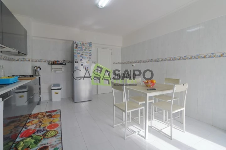 Apartamento T3 para comprar em Sesimbra