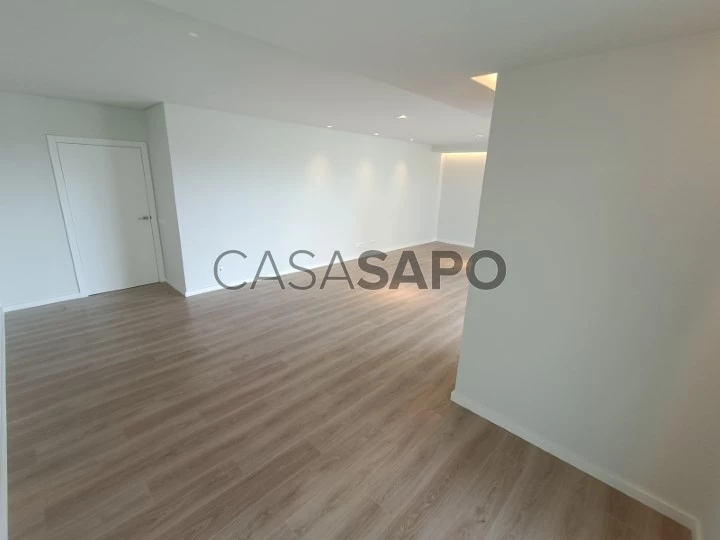 Apartamento T4 para comprar em Portimão