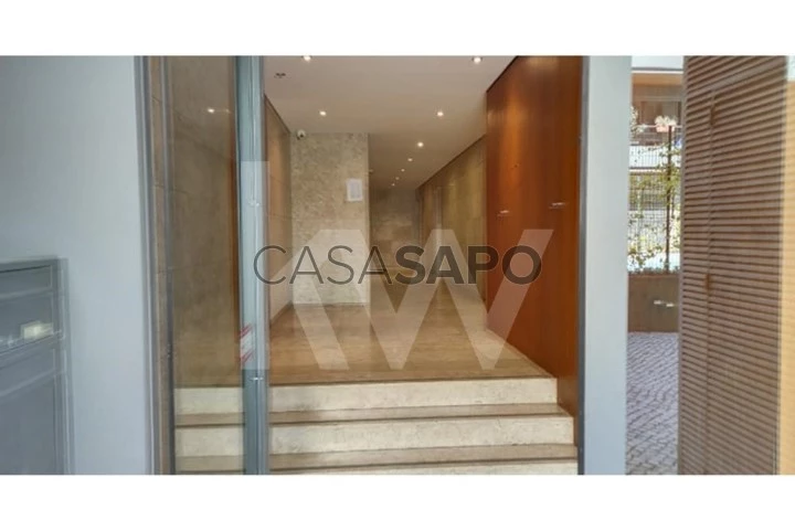 Apartamento T3 Duplex para comprar em Lisboa