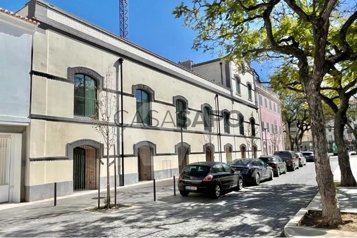 Apartamento T4 Duplex para comprar em Lisboa