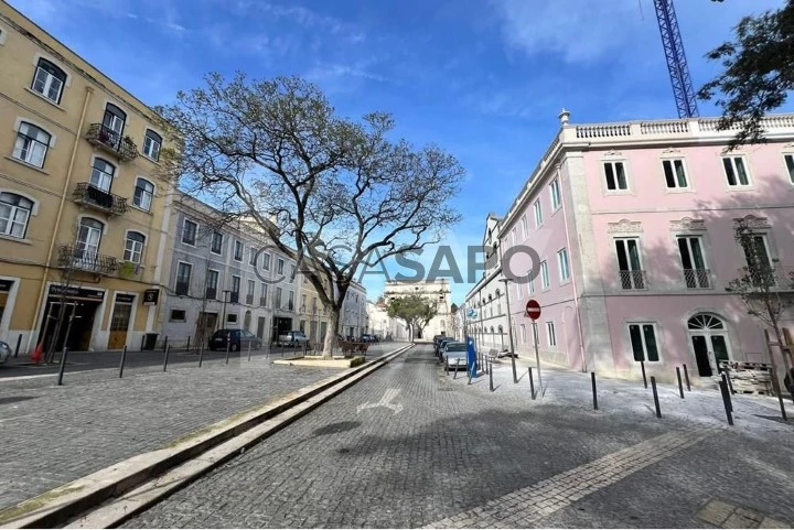 Apartamento T4 Duplex para comprar em Lisboa