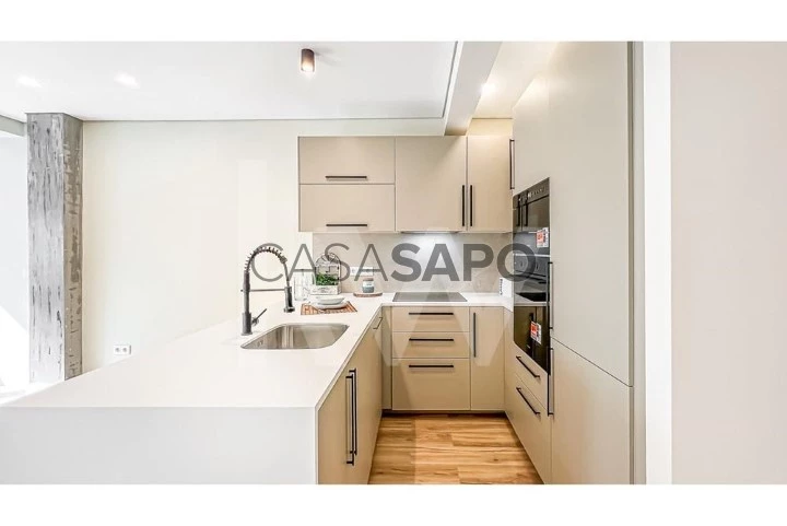 Apartamento T2 para comprar em Oeiras