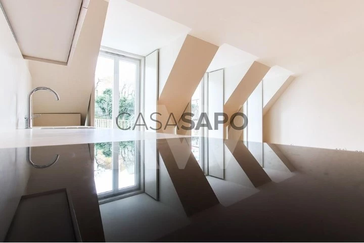 Apartamento T2 Duplex para comprar em Lisboa