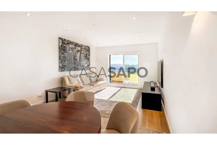 Apartamento T2 para comprar em Oeiras