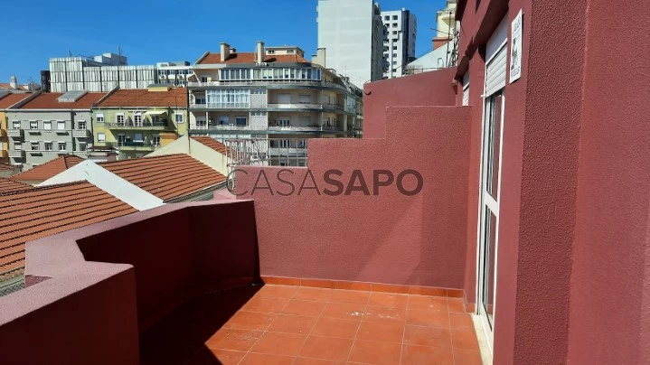 Apartamento T3+1 para comprar em Lisboa