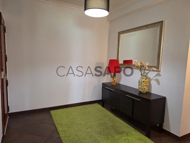 Apartamento T2 para alugar na Amadora