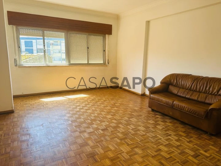 Apartamento T2 para comprar em Sintra