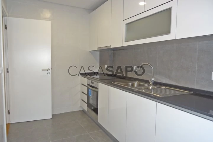 Apartamento T2 para comprar na Amadora