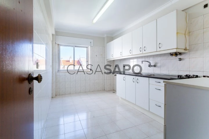 Apartamento T3 para comprar em Loures