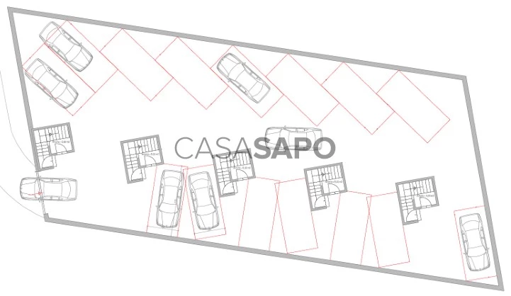 Moradia T4 Triplex para comprar em Santiago do Cacém