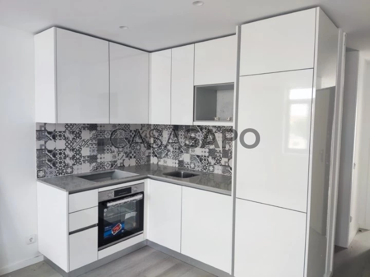 Apartamento T1+1 para comprar em Gondomar