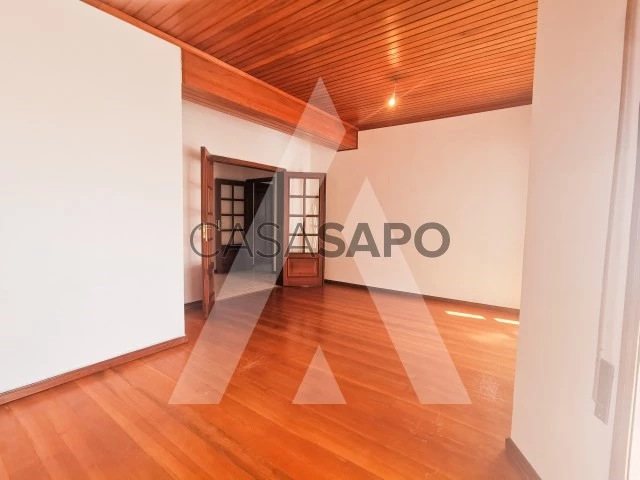 Apartamento T3 Triplex para comprar em Aveiro
