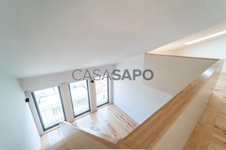 Apartamento T2 Duplex para comprar em Vila Nova de Gaia