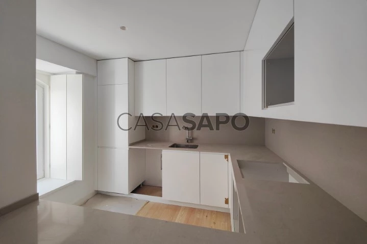 Apartamento T2 Duplex para comprar em Lisboa