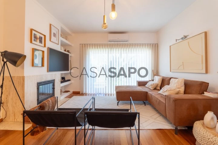 Moradia T3 Triplex para comprar em Vila Nova de Gaia