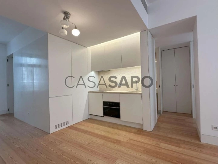 Apartamento T2 Duplex para alugar em Lisboa