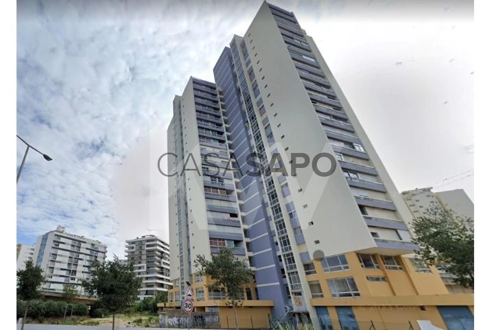 Apartamento para comprar em Portimão