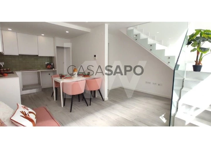 Apartamento T2 Duplex para comprar em Lisboa