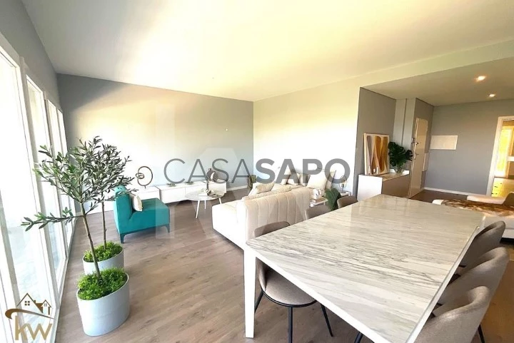 Apartamento T3 Triplex para comprar em Vila Franca de Xira