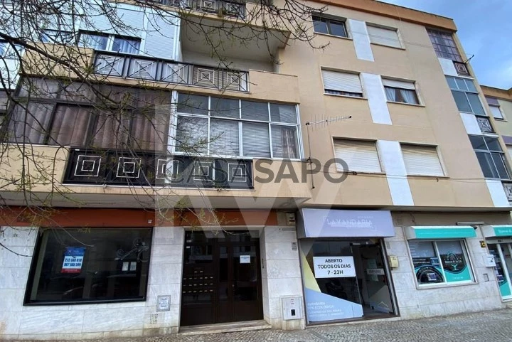 Apartamento T2 Duplex para comprar no Seixal