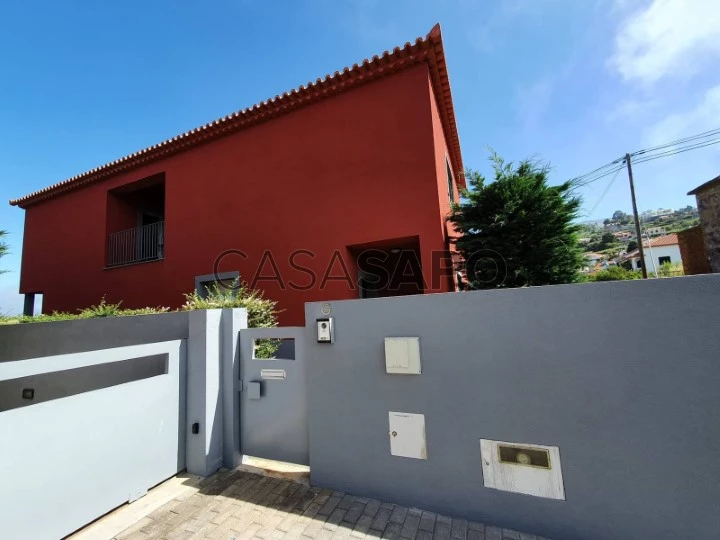 Moradia T3 Duplex para comprar em Calheta (Madeira)