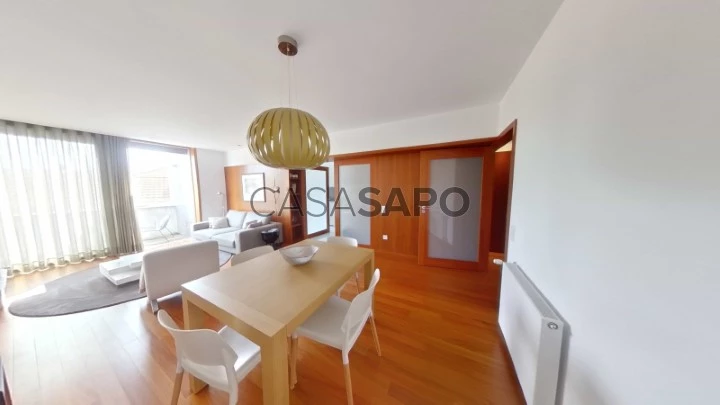Apartamento T2+1 Duplex para alugar no Porto