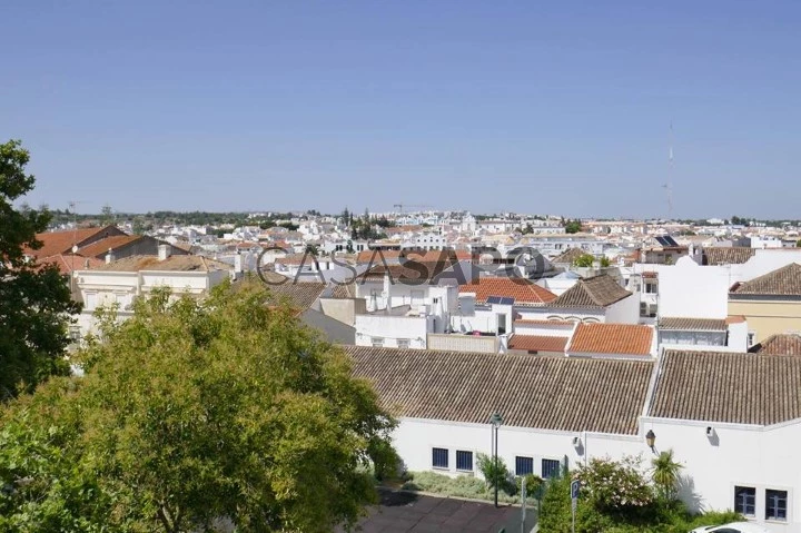 3 bedroom apartment with fantastic view in the center of Tavira