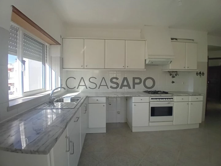 Apartamento T2 para comprar no Bombarral