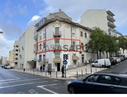 Bloco de apartamentos para comprar em Lisboa