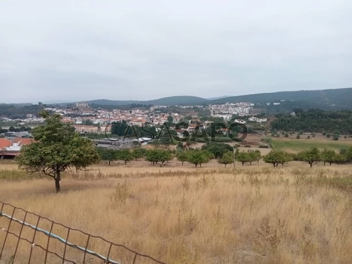 Terreno para comprar em Porto de Mós