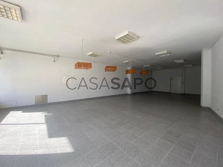 Loja c/ 110m2 | Caxinas - Vila do Conde