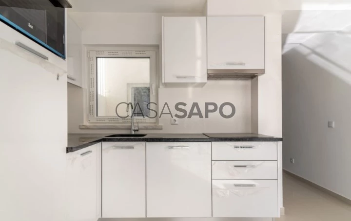 Apartamento T2 para comprar em Sesimbra