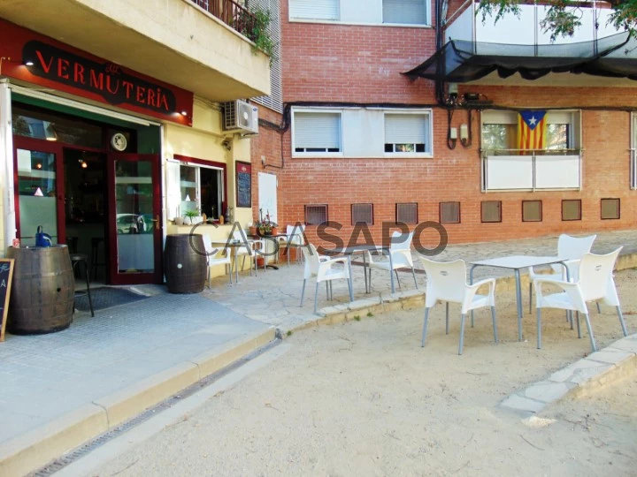 Bar de tapas en traspaso o venta de local en Les Clotes, Vilafranca del Penedés.www.plusvila.com