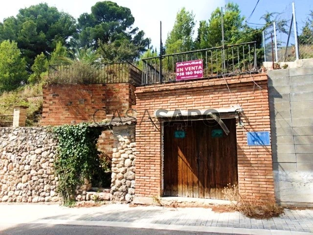 ¡Gran Oportunidad de Compra! Parcela en Can Coral, Torrelles de Foix, Barcelona - Construye la Casa de tus Sueños