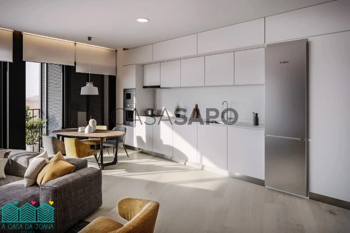 Apartamento T5 Duplex com Lugares de Garagem em Aveiro