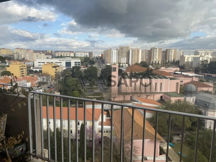 Penthouse T5 para comprar em Lisboa