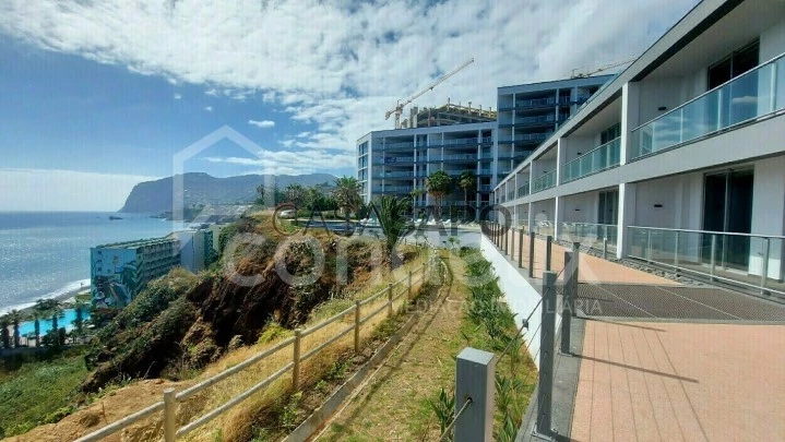 Apartamento T4 para comprar no Funchal