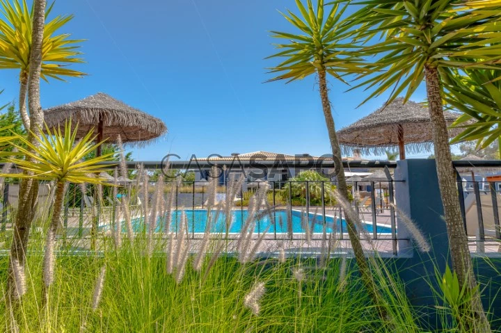 Exclusive Investment Opportunity at Aldeia Azul Family Resort: Profitability and Luxury in the Heart of the Western Algarve