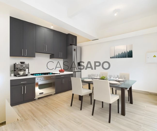 Apartamento T2 Duplex para comprar em Lisboa