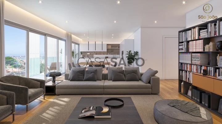 Apartamento T4 Triplex para comprar em Cascais