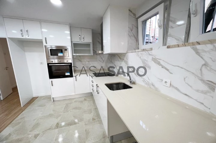 Apartamento T2 para comprar em Sintra