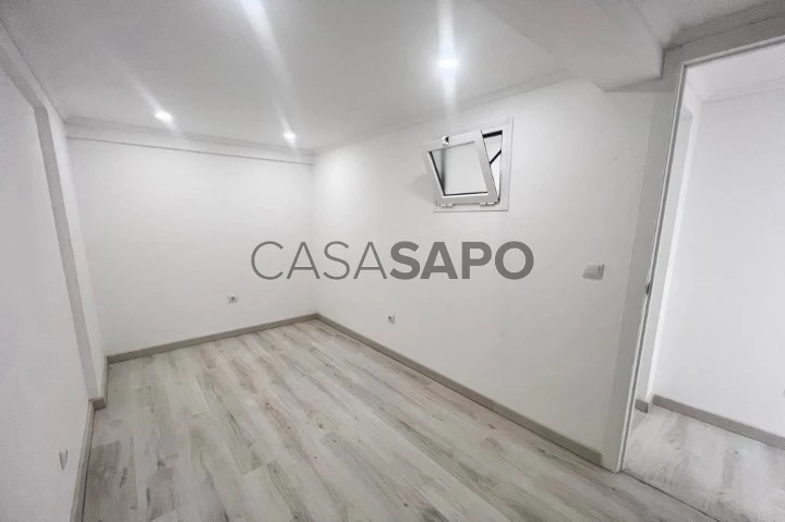 Apartamento T2 para comprar no Seixal