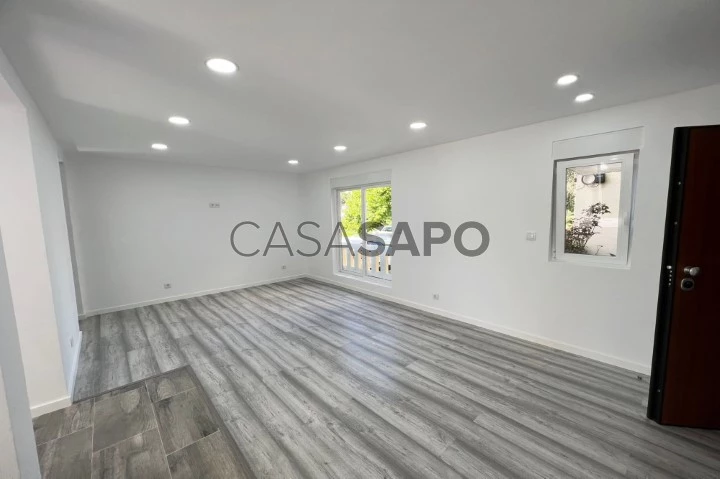 Apartamento T2 em Rio de Mouro - Sintra