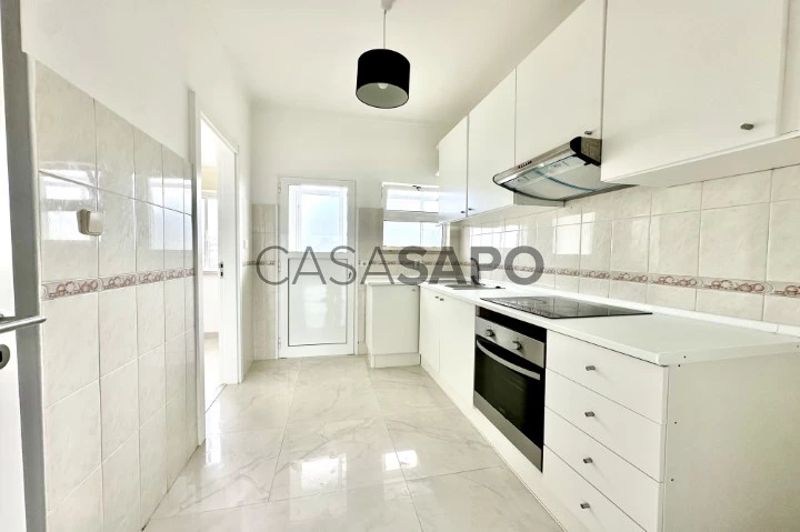 2+ 1 bedroom flat in Marinha Grande