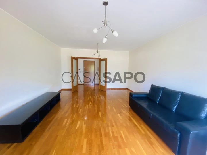 Apartamento T1+1 para alugar em Guimarães