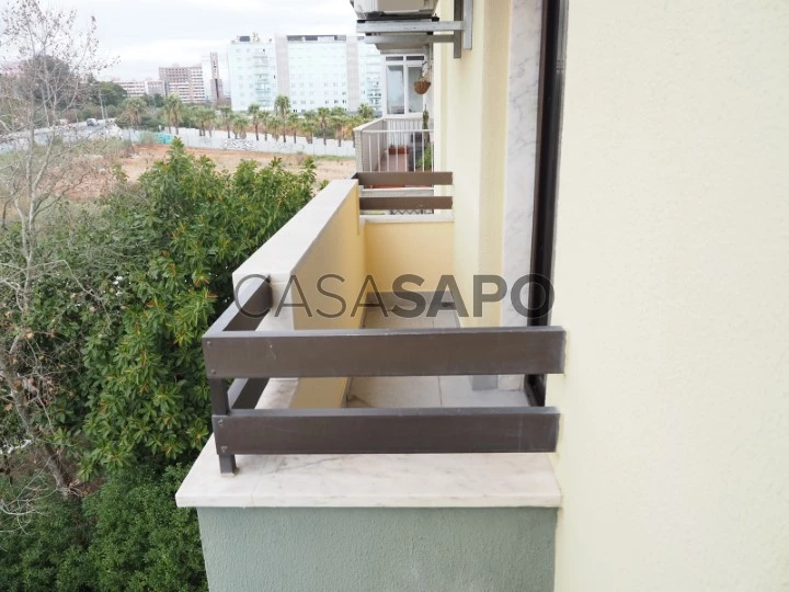 Apartamento-para-venda-no-Rego-Avenidas-Novas_Terraço sala de estar