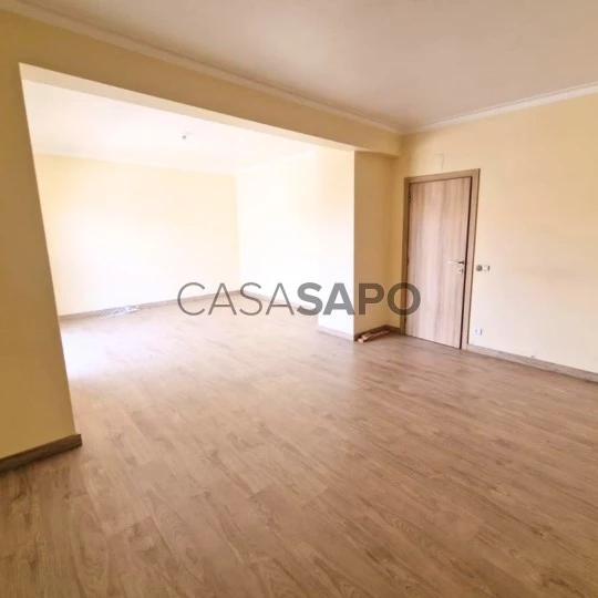 Apartamento T4 para comprar em Leiria