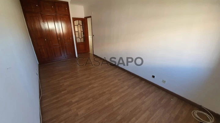 Apartamento T2 Duplex para comprar em Almada