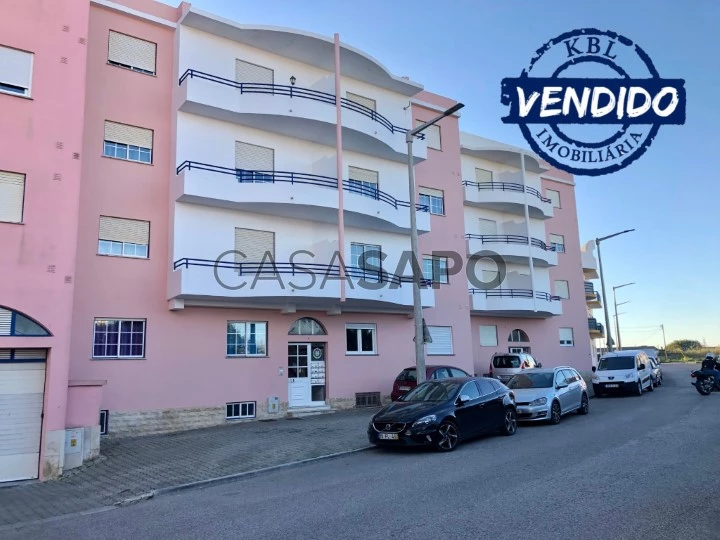 Apartamento T2 em Peniche