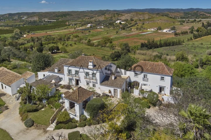 Quinta da Colina-Front Exterior 3